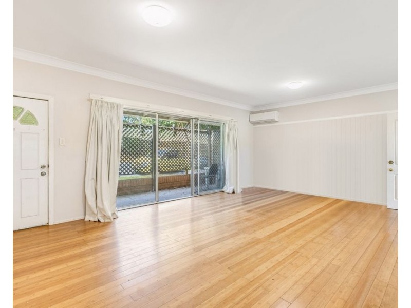 27 Dixon Street, Coolangatta QLD 4225