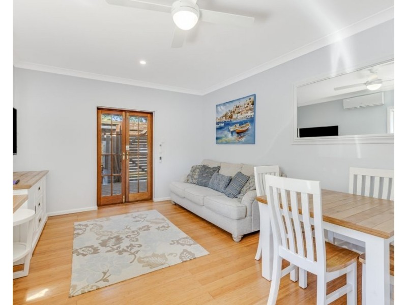 27 Dixon Street, Coolangatta QLD 4225