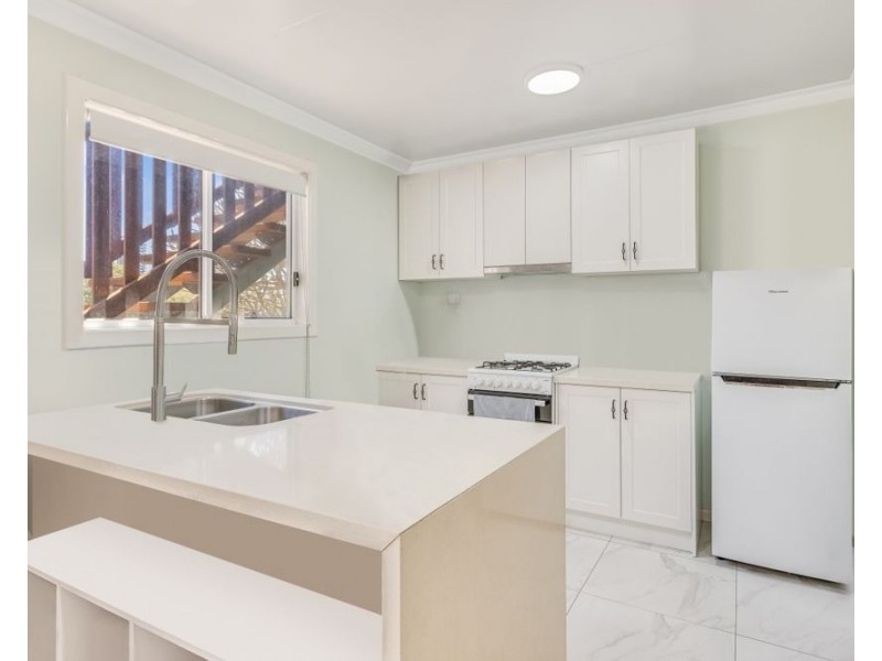 27 Dixon Street, Coolangatta QLD 4225