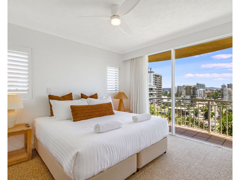 4/1 Tweed Terrace, Rainbow Bay QLD 4225