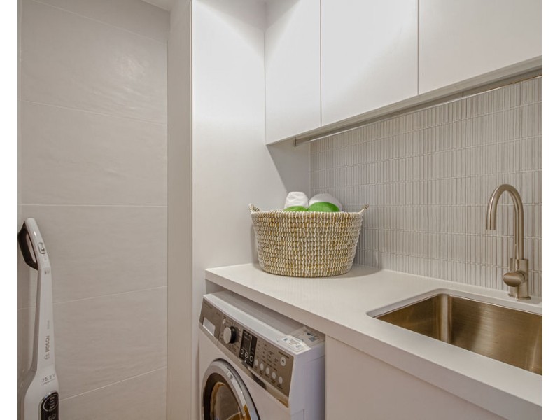 4/1 Tweed Terrace, Rainbow Bay QLD 4225