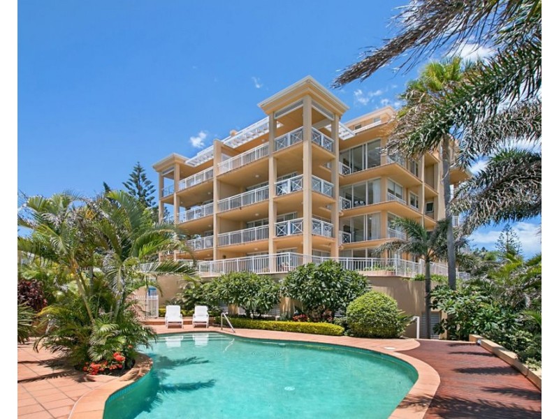 4/1 Tweed Terrace, Rainbow Bay QLD 4225