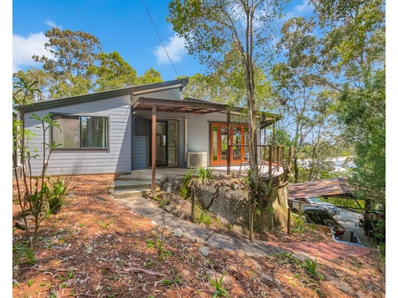 2 Hillcrest Avenue, Tweed Heads South NSW 2486