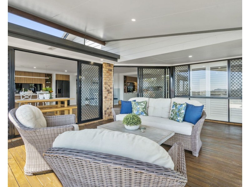 22 Jarrah Place, Banora Point NSW 2486