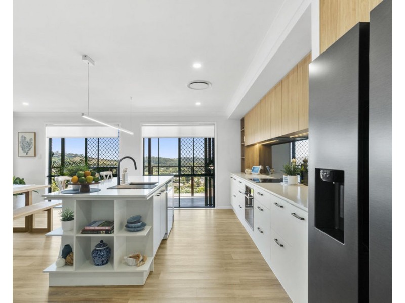 22 Jarrah Place, Banora Point NSW 2486