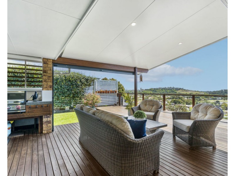 22 Jarrah Place, Banora Point NSW 2486