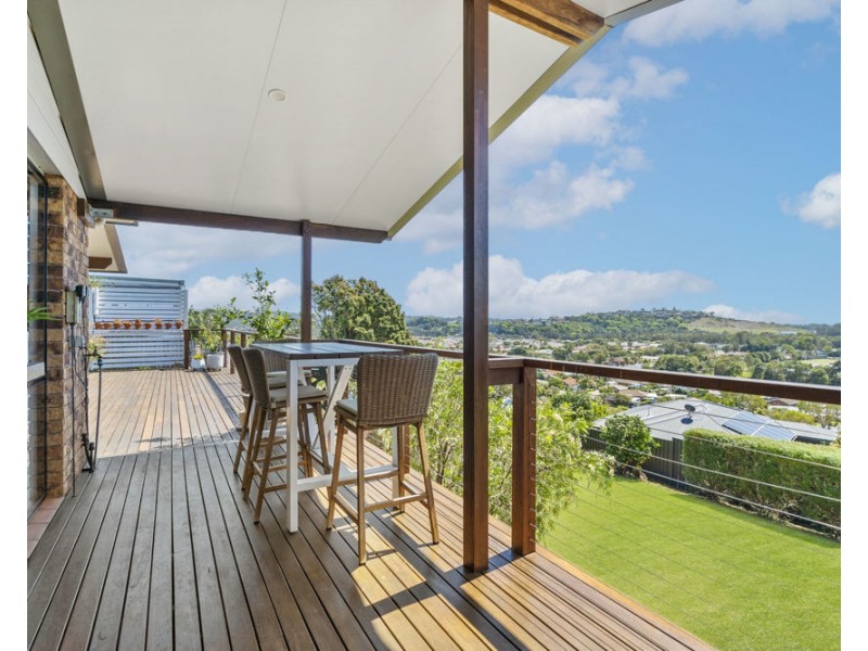 22 Jarrah Place, Banora Point NSW 2486