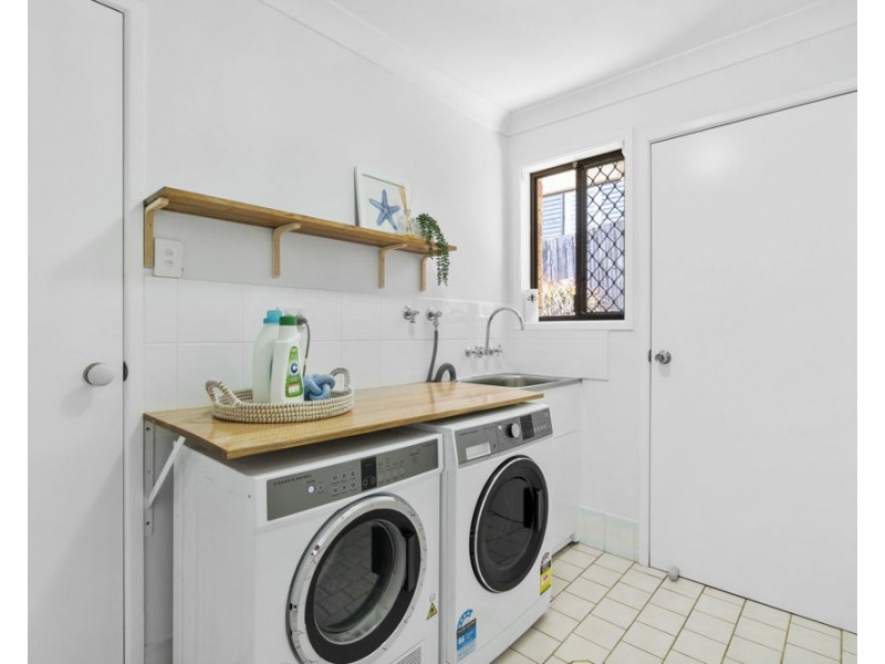 22 Jarrah Place, Banora Point NSW 2486