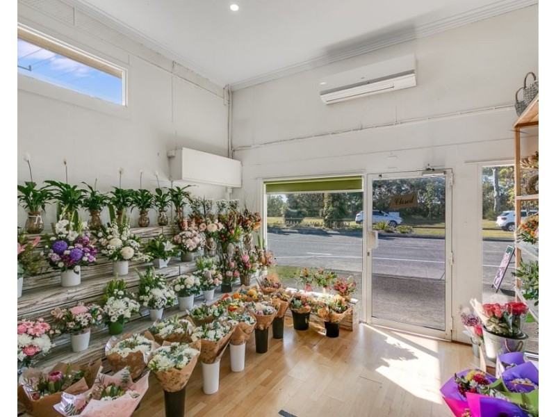 “Hillview Rose Farm Florist” Business For Sale! Located at 1/27 Minjungbal Drive, Tweed Heads South NSW 2486
