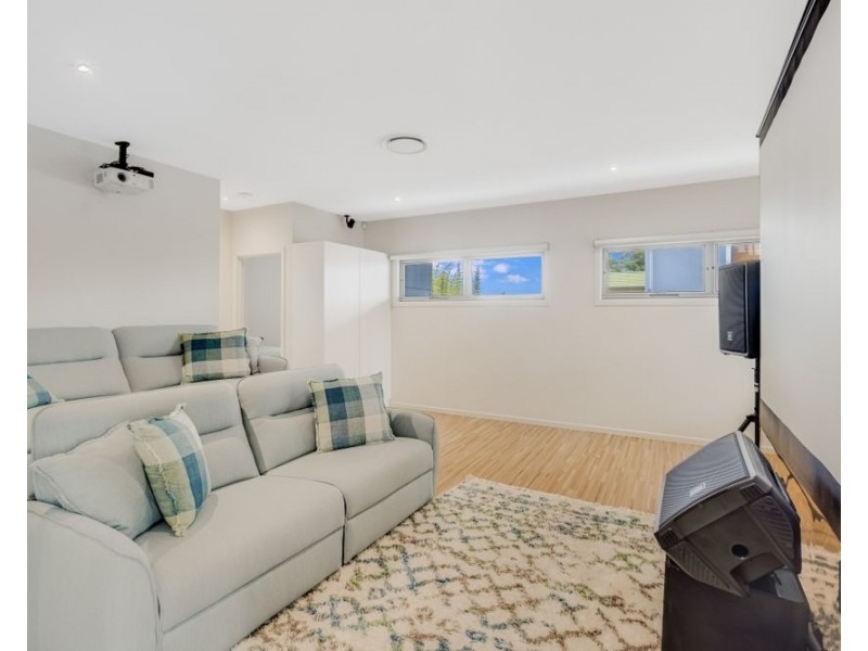 71 Dixon Street, Coolangatta QLD 4225