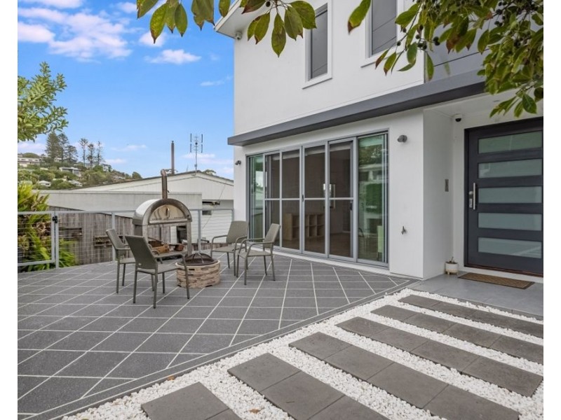 71 Dixon Street, Coolangatta QLD 4225