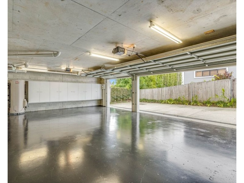 71 Dixon Street, Coolangatta QLD 4225