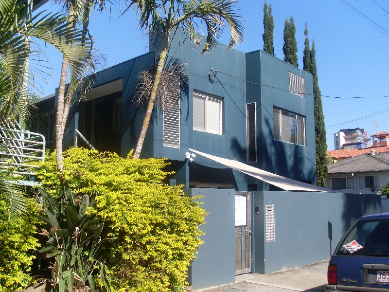 1A 48 Eden Ave, Rainbow Bay QLD 4225