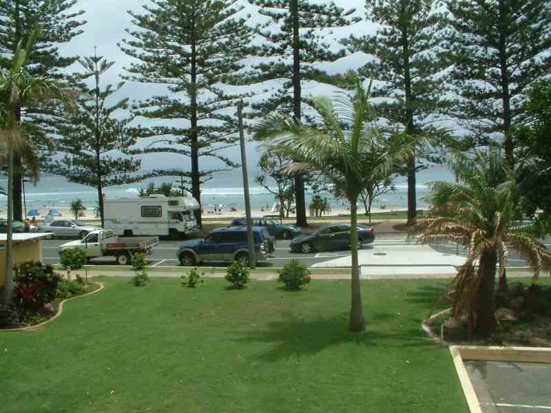 190 190 Marine parade, Rainbow Bay QLD 4225