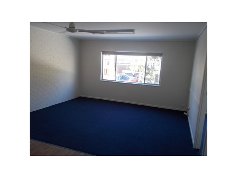 2/237 Boundary St, Rainbow Bay QLD 4225