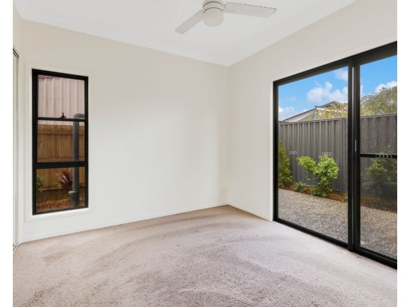 30B Korina Ave, Coolangatta QLD 4225