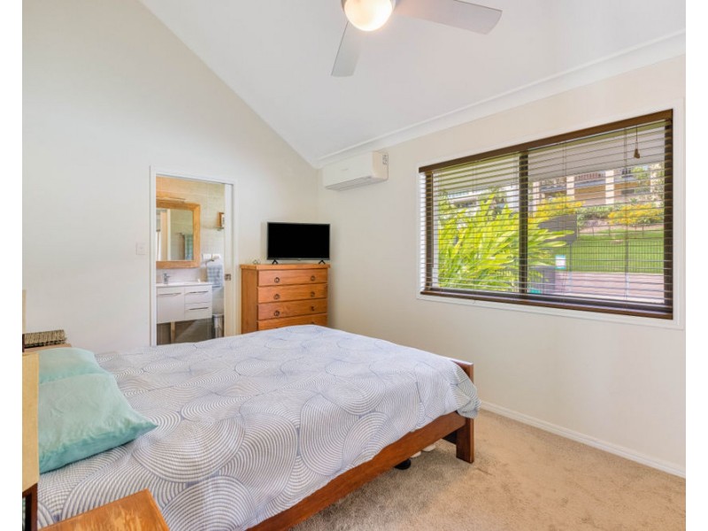 10 Mirreen Drive, Tugun QLD 4224