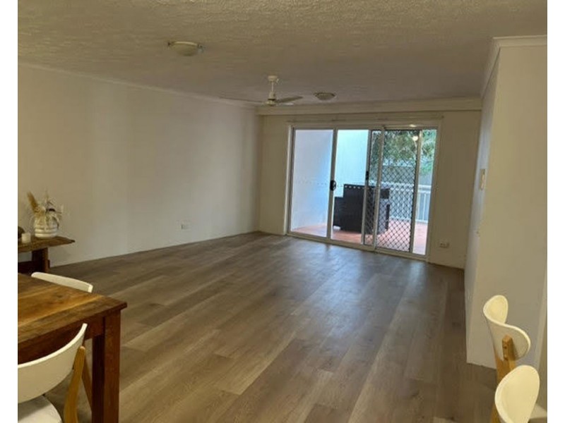 6/14 Douglas Street, Kirra QLD 4225