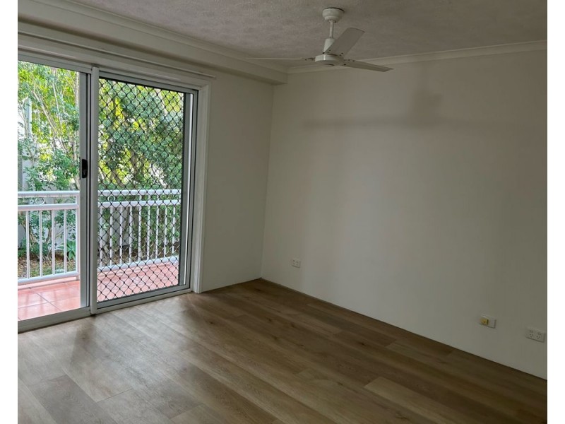 6/14 Douglas Street, Kirra QLD 4225