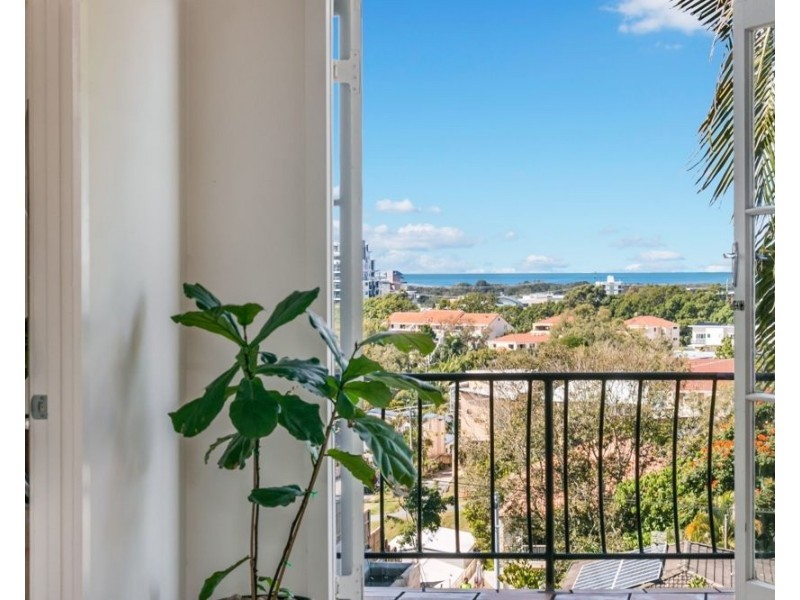 71 Garrick Street, Coolangatta QLD 4225