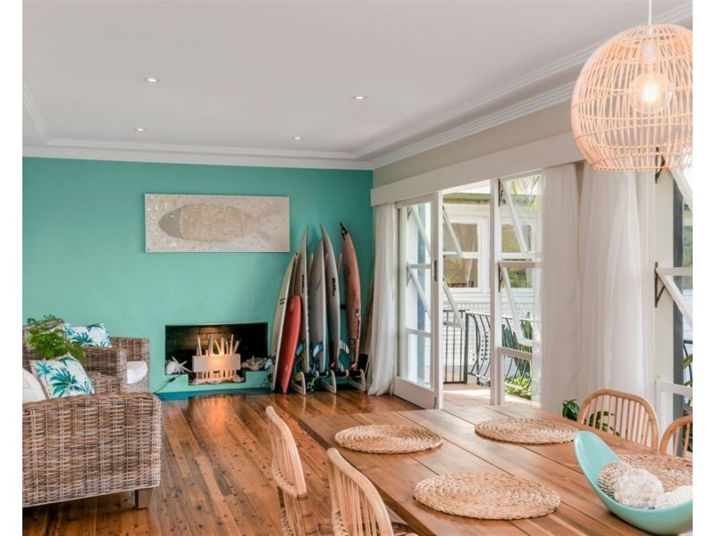 71 Garrick Street, Coolangatta QLD 4225