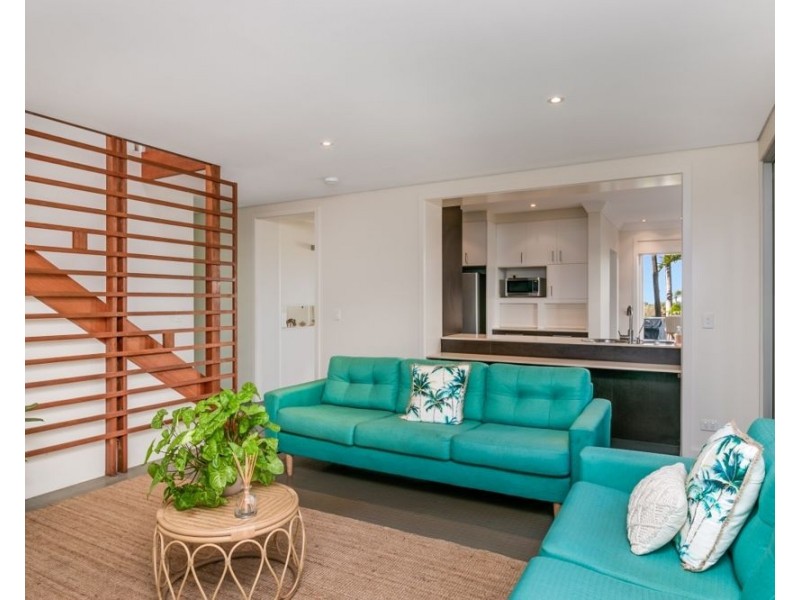 71 Garrick Street, Coolangatta QLD 4225