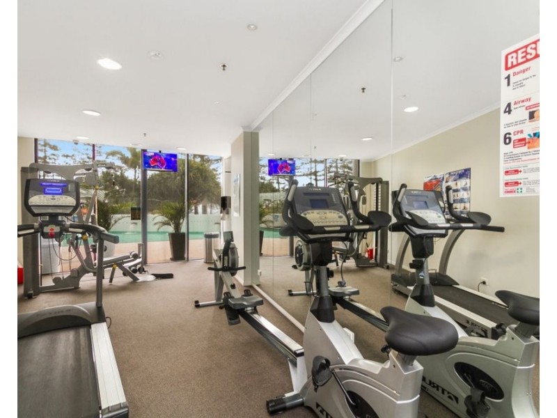 108/88 Marine Parade, Coolangatta QLD 4225