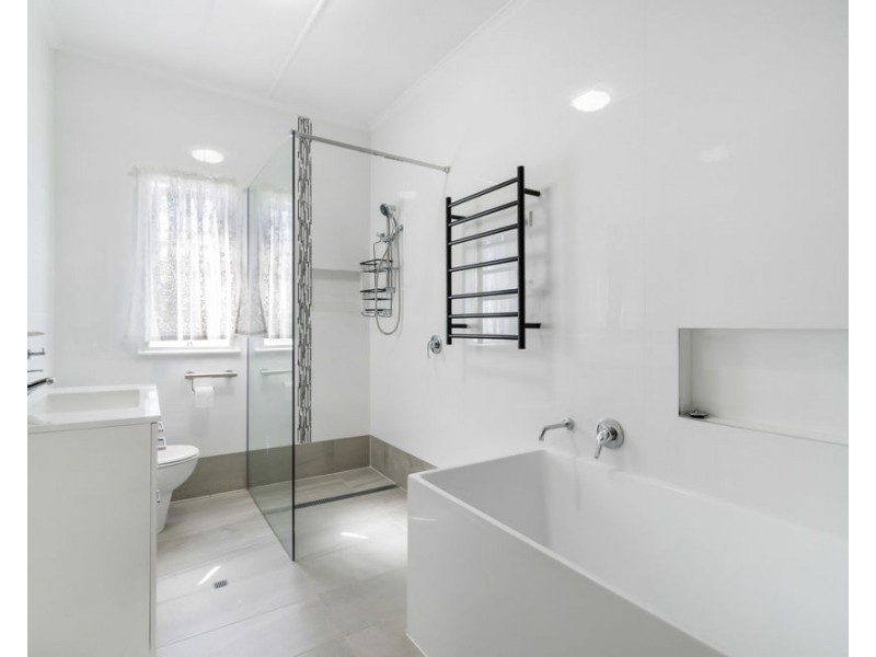 15 James Road, Tweed Heads South NSW 2486