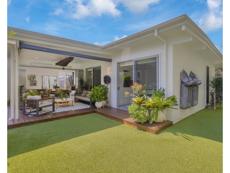 18 Sea Eagle Court, Casuarina NSW 2487