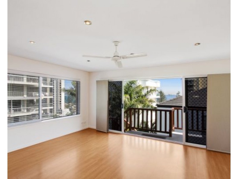 6/23 Petrie Street, Rainbow Bay QLD 4225
