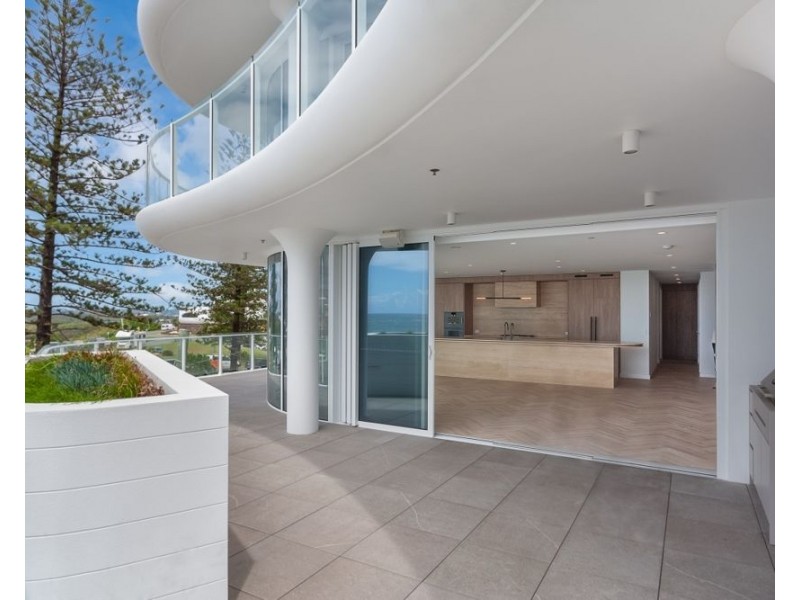 201/275 Boundary Street  “AWAKEN”, Rainbow Bay QLD 4225