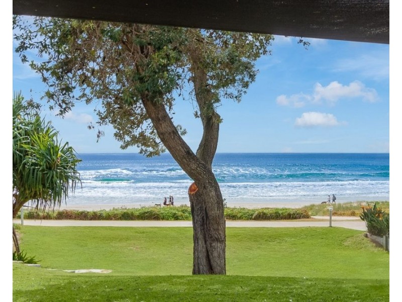 2a Fenton Place (698 Pacific Parade), Currumbin QLD 4223