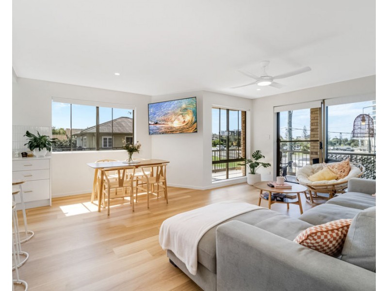 4/76 Coolangatta Road, Coolangatta QLD 4225