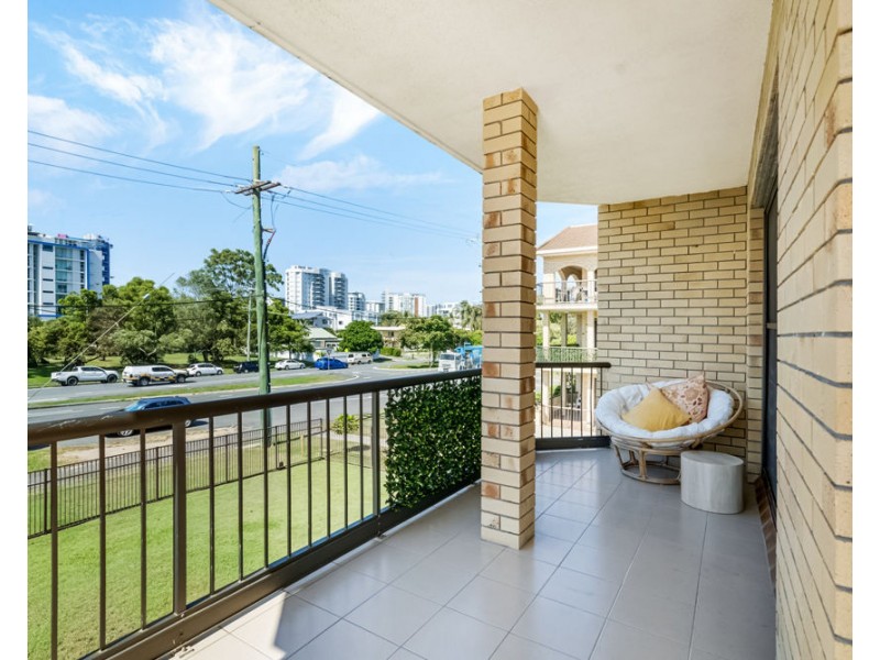 4/76 Coolangatta Road, Coolangatta QLD 4225