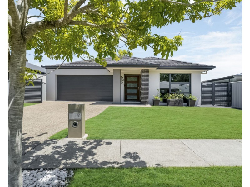 20 Robin Circuit, Tweed Heads South NSW 2486