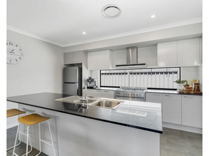20 Robin Circuit, Tweed Heads South NSW 2486