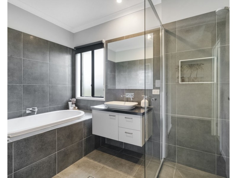 20 Robin Circuit, Tweed Heads South NSW 2486