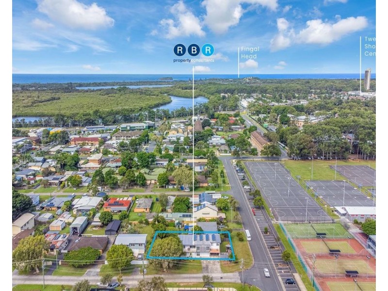 22 Cunningham Street, Tweed Heads South NSW 2486