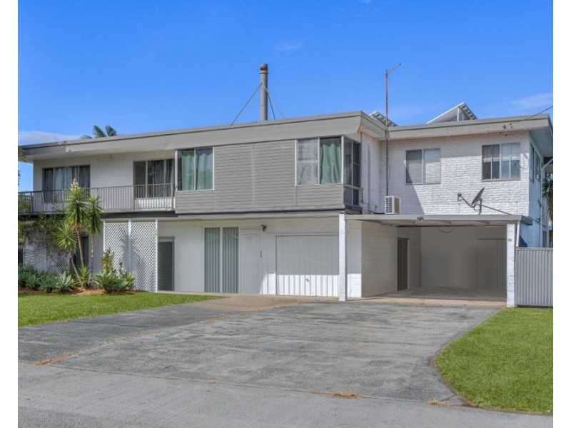 22 Cunningham Street, Tweed Heads South NSW 2486