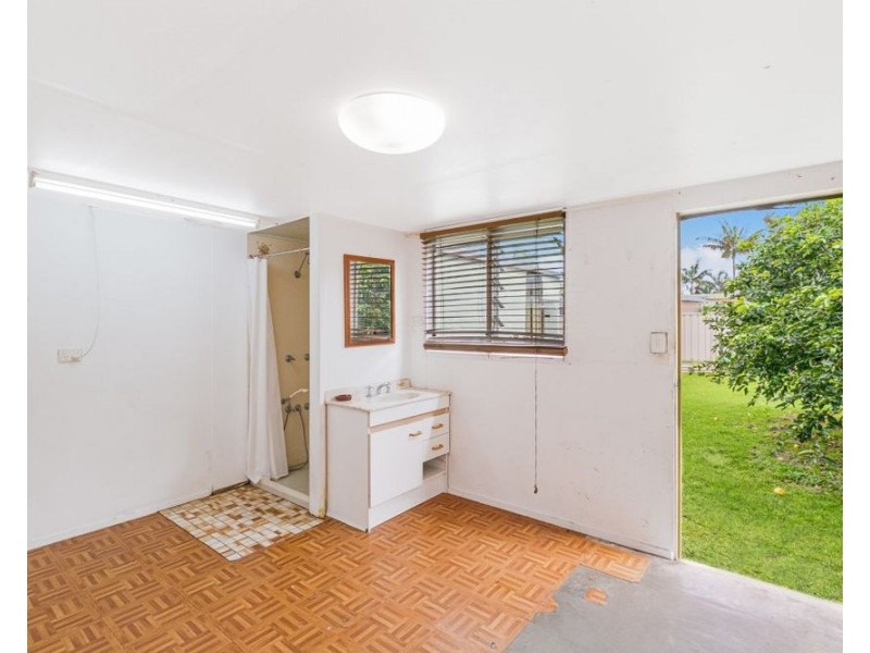 27 Cooloon Crescent, Tweed Heads South NSW 2486