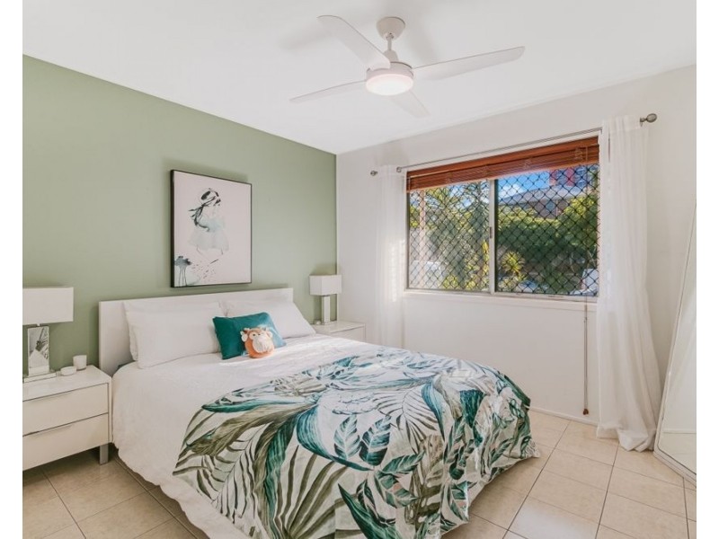 2/34 South Street, Coolangatta QLD 4225