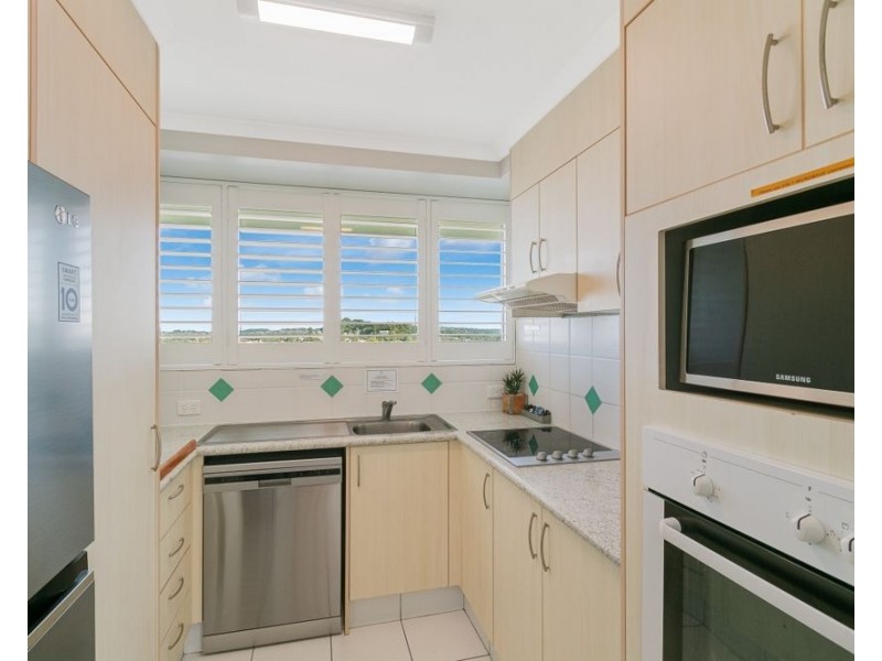 72/70-80 Marine Parade, Coolangatta QLD 4225