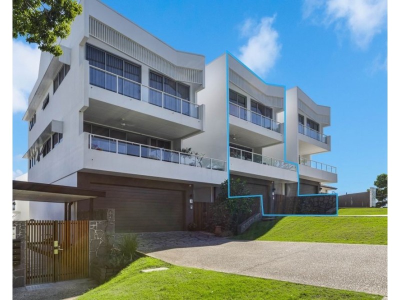 2/7-11 Rutledge Street, Coolangatta QLD 4225