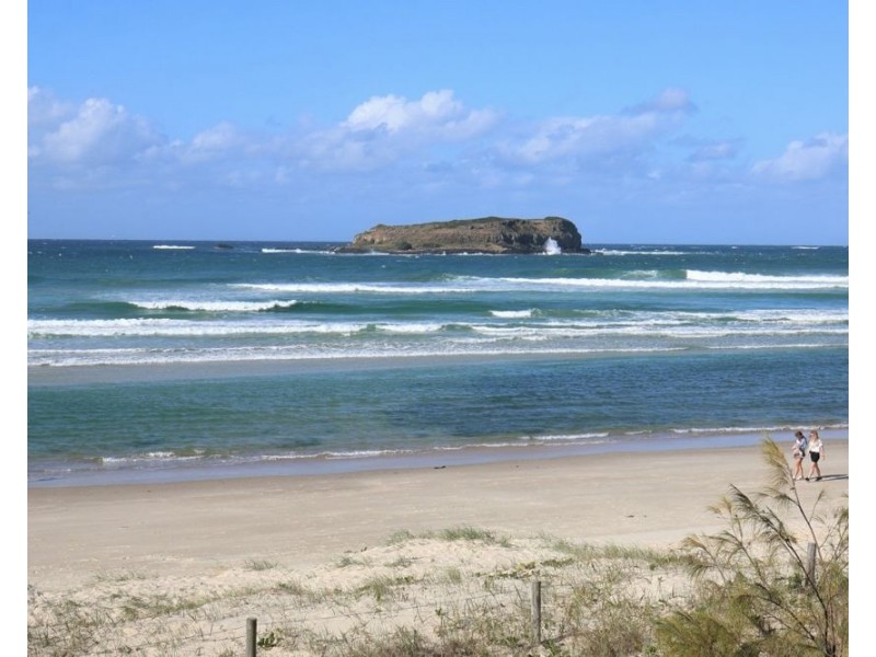 1/10a Marine Parade, Fingal Head NSW 2487