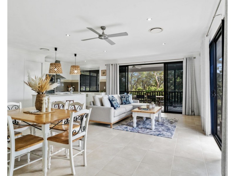 26-28 Forest Ridge Drive, Bonogin QLD 4213