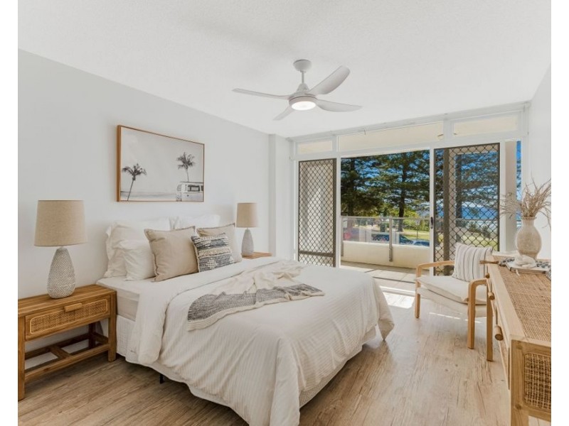 4/162 Marine Parade, Rainbow Bay QLD 4225