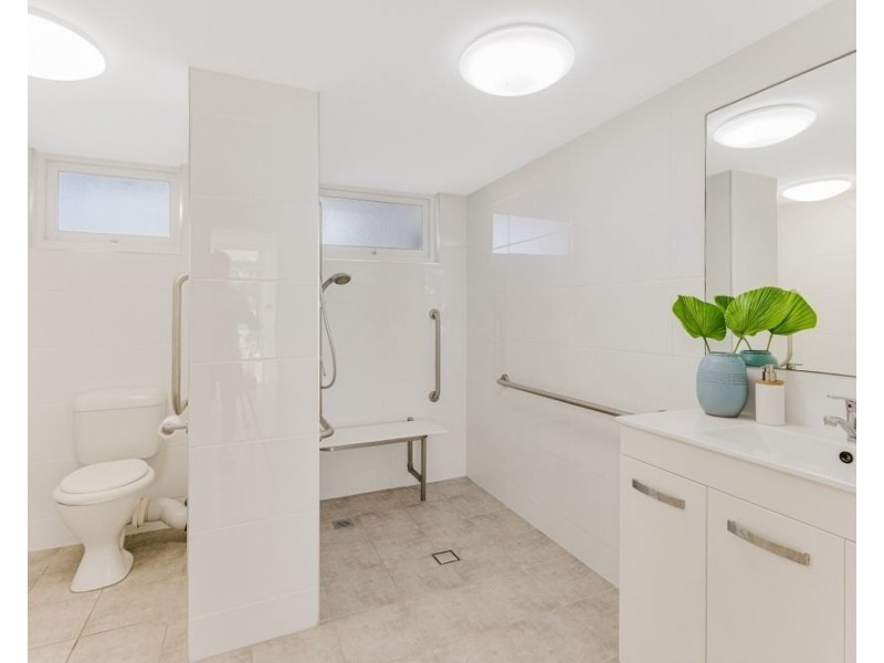 4/162 Marine Parade, Rainbow Bay QLD 4225