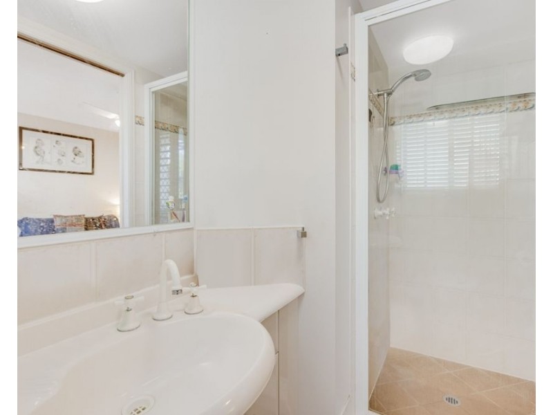 6/40-42 Dutton Street, Coolangatta QLD 4225