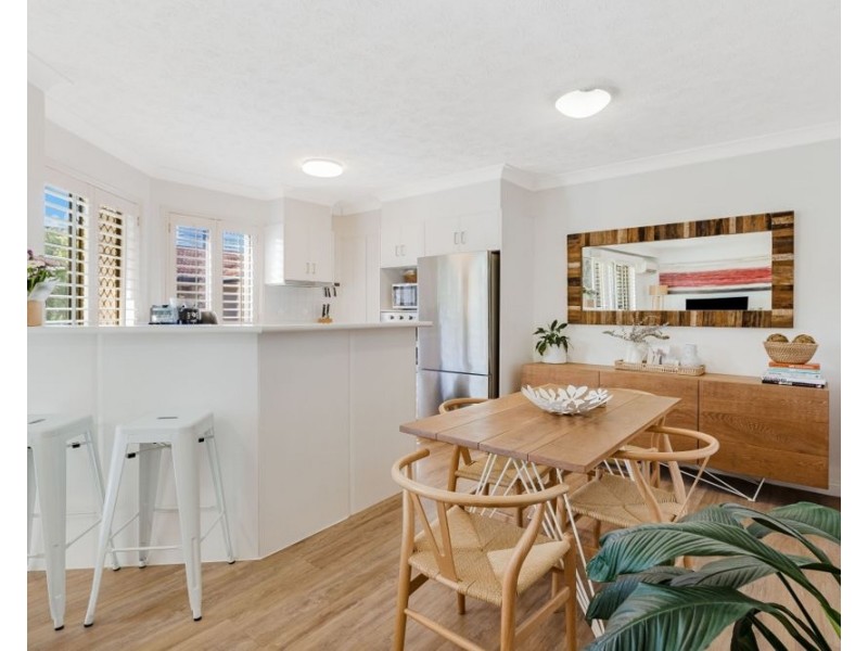 6/40-42 Dutton Street, Coolangatta QLD 4225