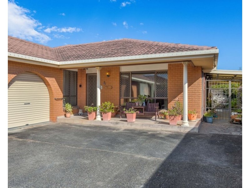 2/4 Keith Compton Drive, Tweed Heads NSW 2485